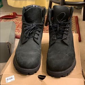 Sz 10.5 timberland boot black